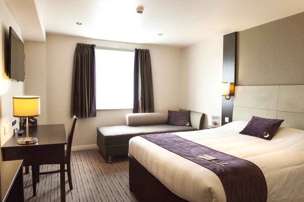 Premier Inn Harlow Værelse billede