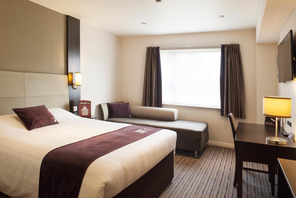 Premier Inn Harlow Eksteriør billede