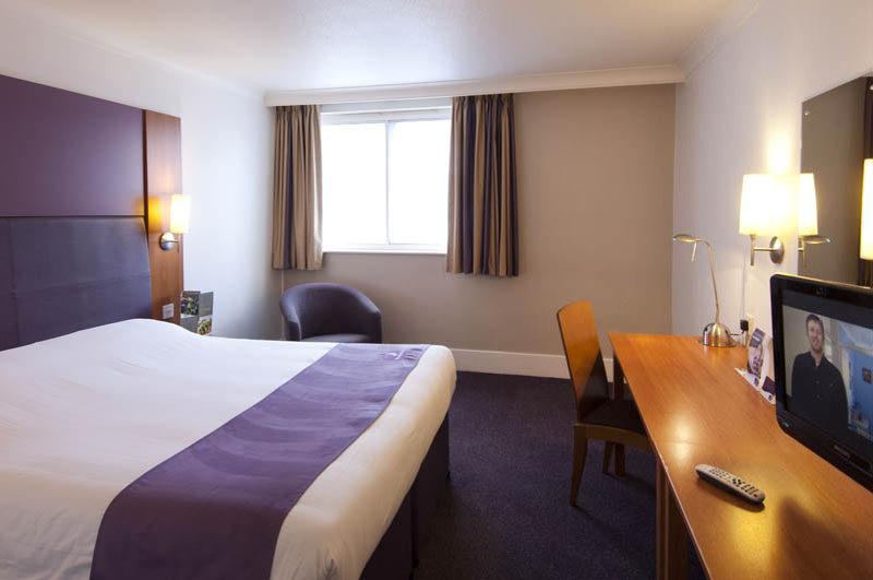 Premier Inn Harlow Eksteriør billede