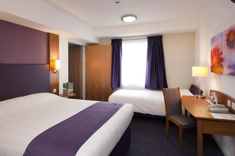 Premier Inn Harlow Eksteriør billede